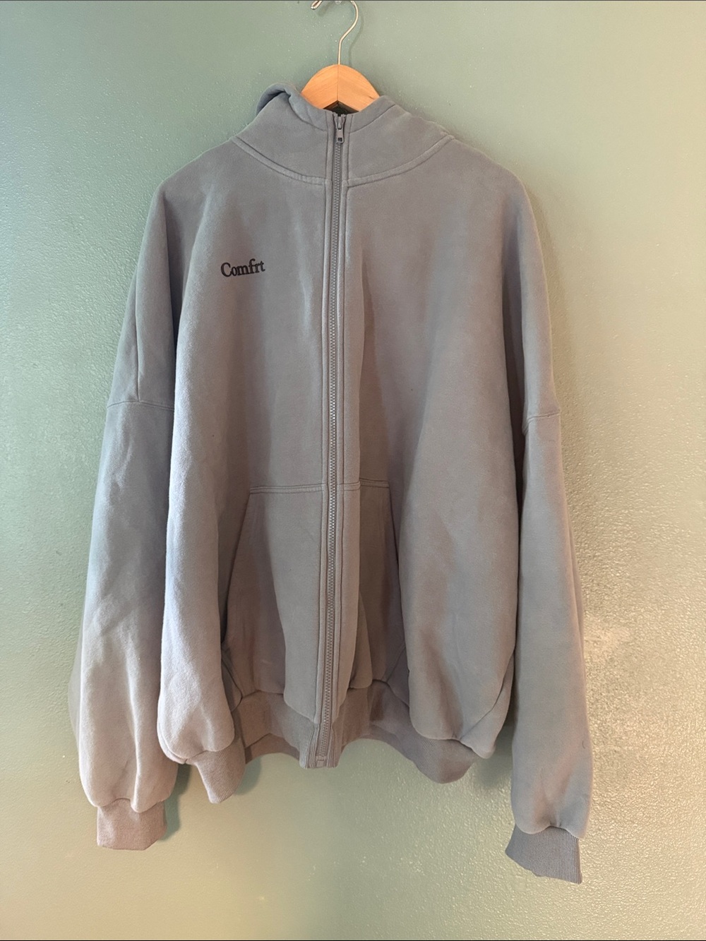 Comfort Men’s Full-Zip Hoodie Sweatshirt in Light Gray